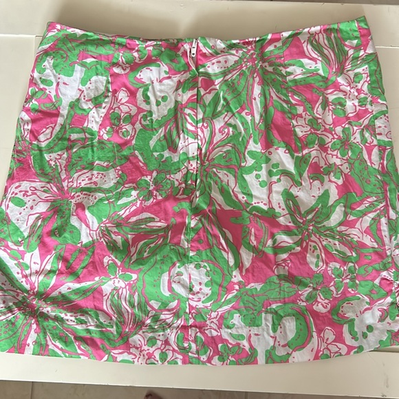 LILLY PULITZER WOMENS PREPPY PINK FLORAL SKORT SKIRT SIZE 2 - Picture 3 of 5